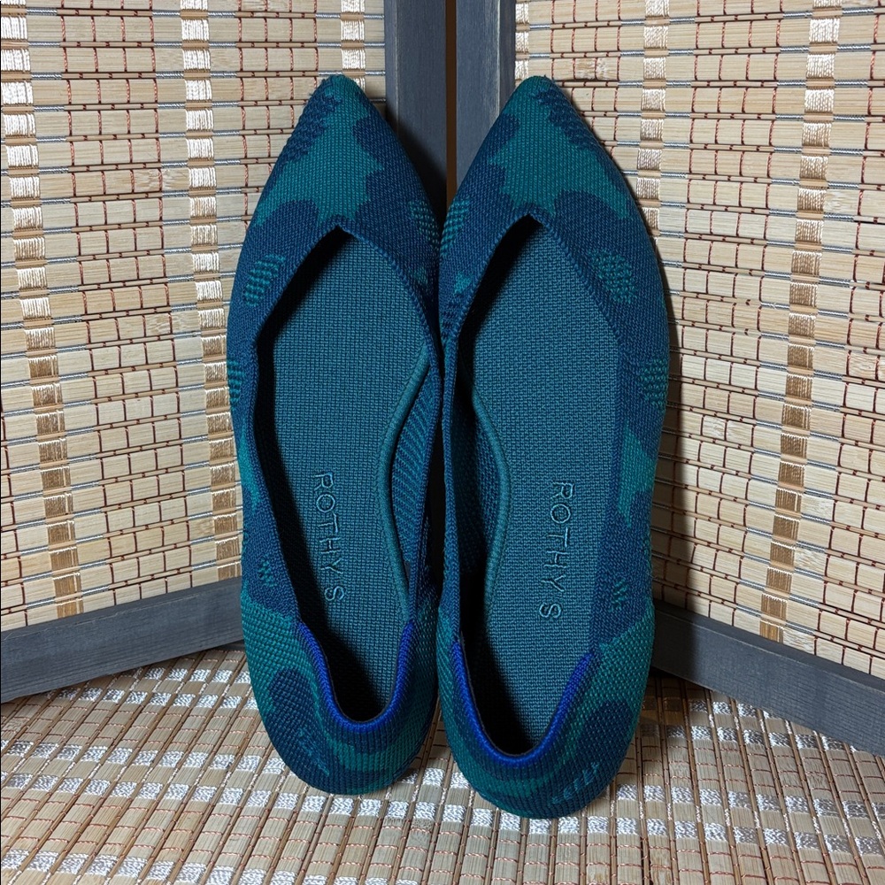 Women's Rothy's The Point II Flats Size 6.5